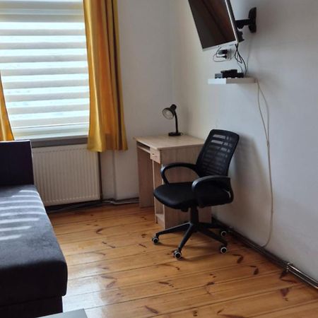 Hostel Tulip - Pokoj Jednoosobowy Nr 3 Ze Wspolna Lazienka I Kuchnia Stettin Exterior foto