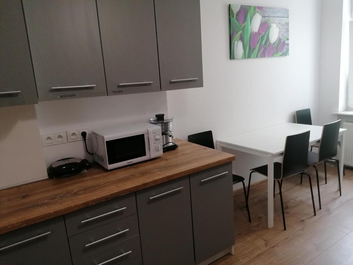 Hostel Tulip - Pokoj Jednoosobowy Nr 3 Ze Wspolna Lazienka I Kuchnia Stettin Exterior foto