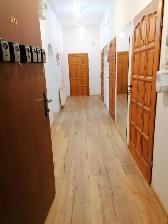 Hostel Tulip - Pokoj Jednoosobowy Nr 3 Ze Wspolna Lazienka I Kuchnia Stettin Exterior foto
