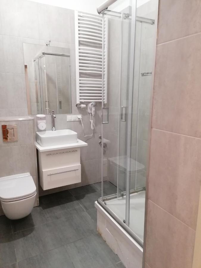 Hostel Tulip - Pokoj Jednoosobowy Nr 3 Ze Wspolna Lazienka I Kuchnia Stettin Exterior foto